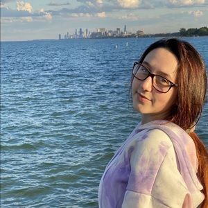 Meet your Posher, Briana